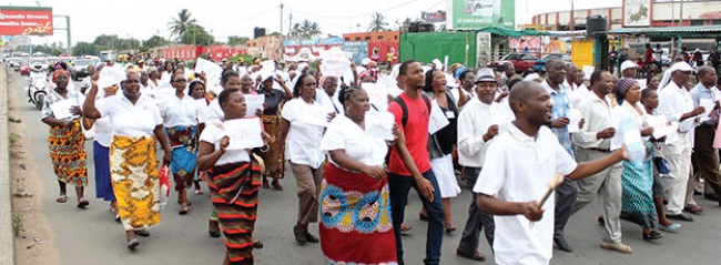 As mulheres justificam a realização do evento como sendo o resultado do papel que a mulher desempenha na sociedade no que tange à promoção da paz no seio familiar,